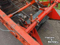 Potato harvester Amac zm2 kistenrooier