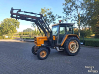 Tractor Renault 681-S + frontlader