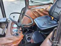 Tractor Renault 681-S + frontlader