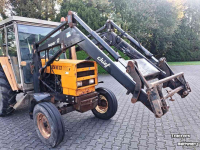 Tractor Renault 681-S + frontlader