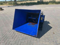 Sawdust spreader for boxes Detech DT