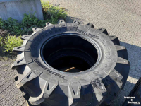 Wheels, Tyres, Rims & Dual spacers Trelleborg 420/70R24 & 280/70R18 Demontage