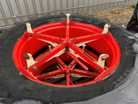 Wheels, Tyres, Rims & Dual spacers Good Year 16.9R38 5 ster dubbellucht