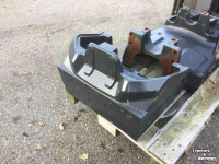 Diverse new spare-parts Deutz-Fahr Vooras bok Agrotron