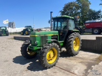 Tractor John Deere 3140