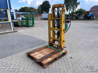 Fork lift & Fork lift truck Agromec hefmast gebruikt
