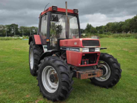Tractor Case-IH 844XL