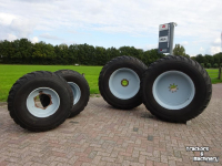 Wheels, Tyres, Rims & Dual spacers Alliance Set gazonbanden op velgen