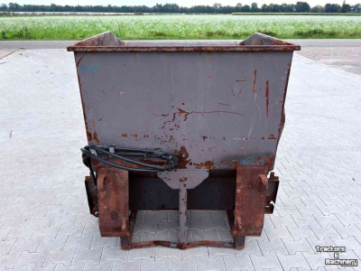 Sawdust spreader for boxes Mehrtens 1200 Ltr
