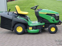 Ride-on mower John Deere X167R