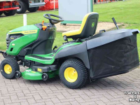 Ride-on mower John Deere X167R