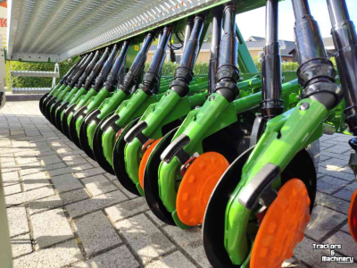 Seed drill Amazone D9 3000 special