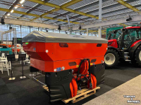 Fertilizer spreader Rauch Opzetrand, afdekzeil en trap