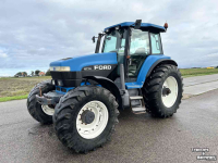 Tractor Ford 8770