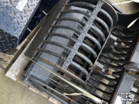 Excavator buckets Matt Nielen Voorzetstukken