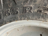 Wheels, Tyres, Rims & Dual spacers Trelleborg Wiel38" BANDEN TRELLEBORG 440/65R28