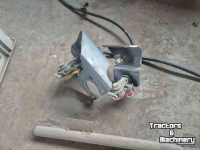Diverse used spare-parts  Diverse onderdelen aanhanger/trailer