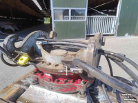 Sorting and demolition grabs  Sorteergrijper