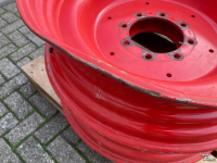 Wheels, Tyres, Rims & Dual spacers Fendt DW10x34 velgen met deuk