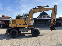 Excavator Liebherr A312 Hydr-Snelwissel, Kantelstuk.