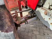 Tractor Massey Ferguson 590-4 met voorlader