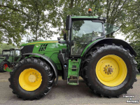 Tractor John Deere 6215R