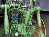 Tractor John Deere 6215R