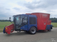 Feed mixer Siloking Selfline