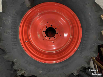 Wheels, Tyres, Rims & Dual spacers Trelleborg 650/65R38