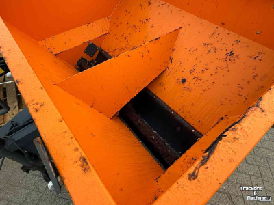 Granulate spreader Schuitemaker Epoke