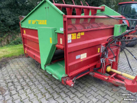 Silage-block distribution wagon Strautmann BVW