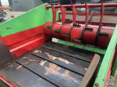 Silage-block distribution wagon Strautmann BVW