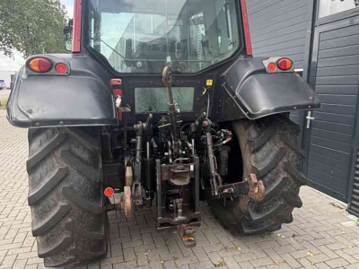Tractor Valtra N92