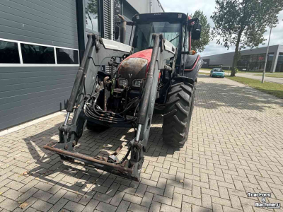 Tractor Valtra N92