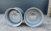 Wheels, Tyres, Rims & Dual spacers  TITAN W15L R28