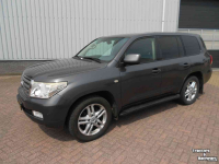 Other transport and industrial equipment and accessories Toyota landcruiser 200 v8