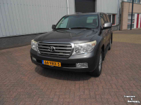 Other transport and industrial equipment and accessories Toyota landcruiser 200 v8