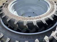 Wheels, Tyres, Rims & Dual spacers BKT 230/95/32 en 230/95/48