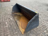 Loading buckets Whites Volume bak Wiedemann