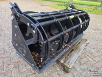 Front-end loader bucket / Front loader bucket Hemach Pelikaanbak 175 cm Euro aansluiting