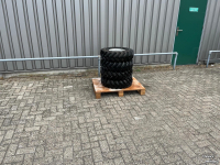 Wheels, Tyres, Rims & Dual spacers BKT 7.00-12 AS 4 stuks op velg