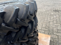 Wheels, Tyres, Rims & Dual spacers BKT 7.00-12 AS 4 stuks op velg