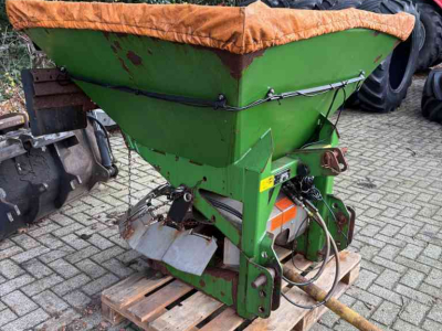 Snow Removal Equipment Amazone E+S 750 zoutstrooier