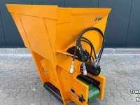 Sawdust spreader for boxes Giant MVB-800 Instrooier