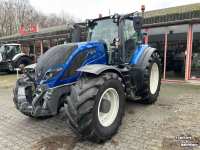 Tractor Valtra T214 Versu