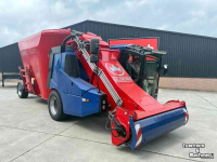 Self-propelled feed mixer Siloking SelfLine Premium 2215-22