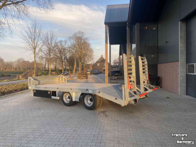 Low loader / Semi trailer Heuvelmans Oprijwagen machinetransporter