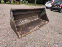 Front-end loader bucket / Front loader bucket Stoll Voorladerbak 180 cm Euro aansluiting