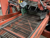 Potato harvester Grimme SR 80-40 bunkerrooier | egelband | gestuurde as