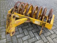 Furrow presses Rumptstad t front drukwiel